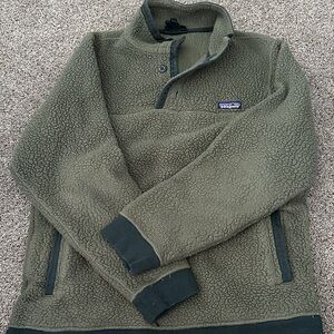 Patagonia Forest Green Snap Fleece